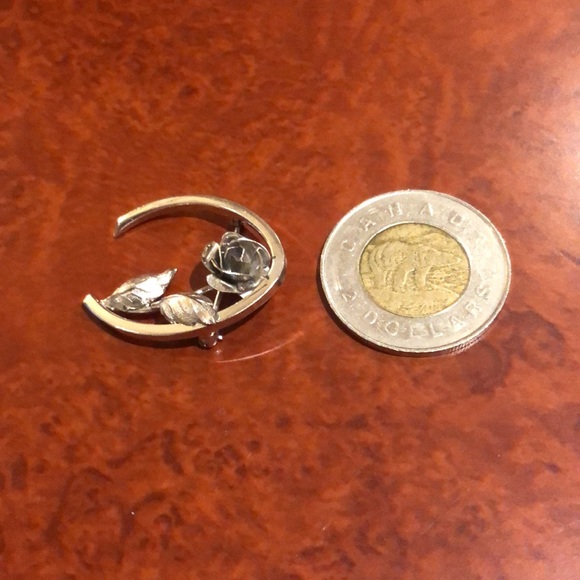 Vintage Rose Brooch - Picture 2 of 3